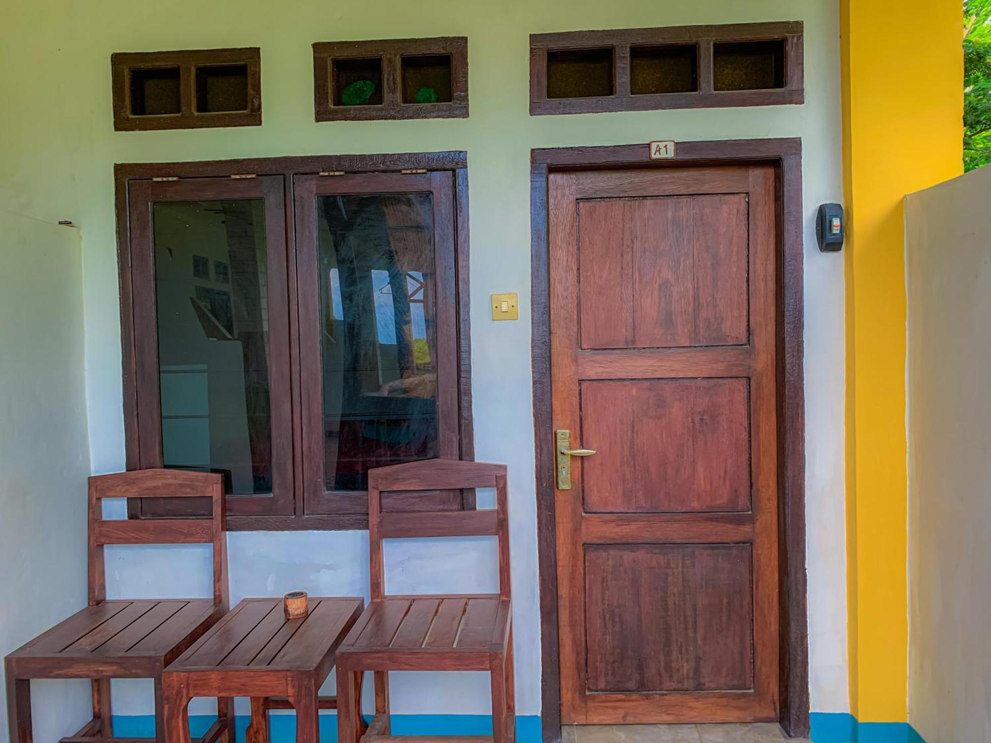 Anjani Homestay Kuta  Luaran gambar