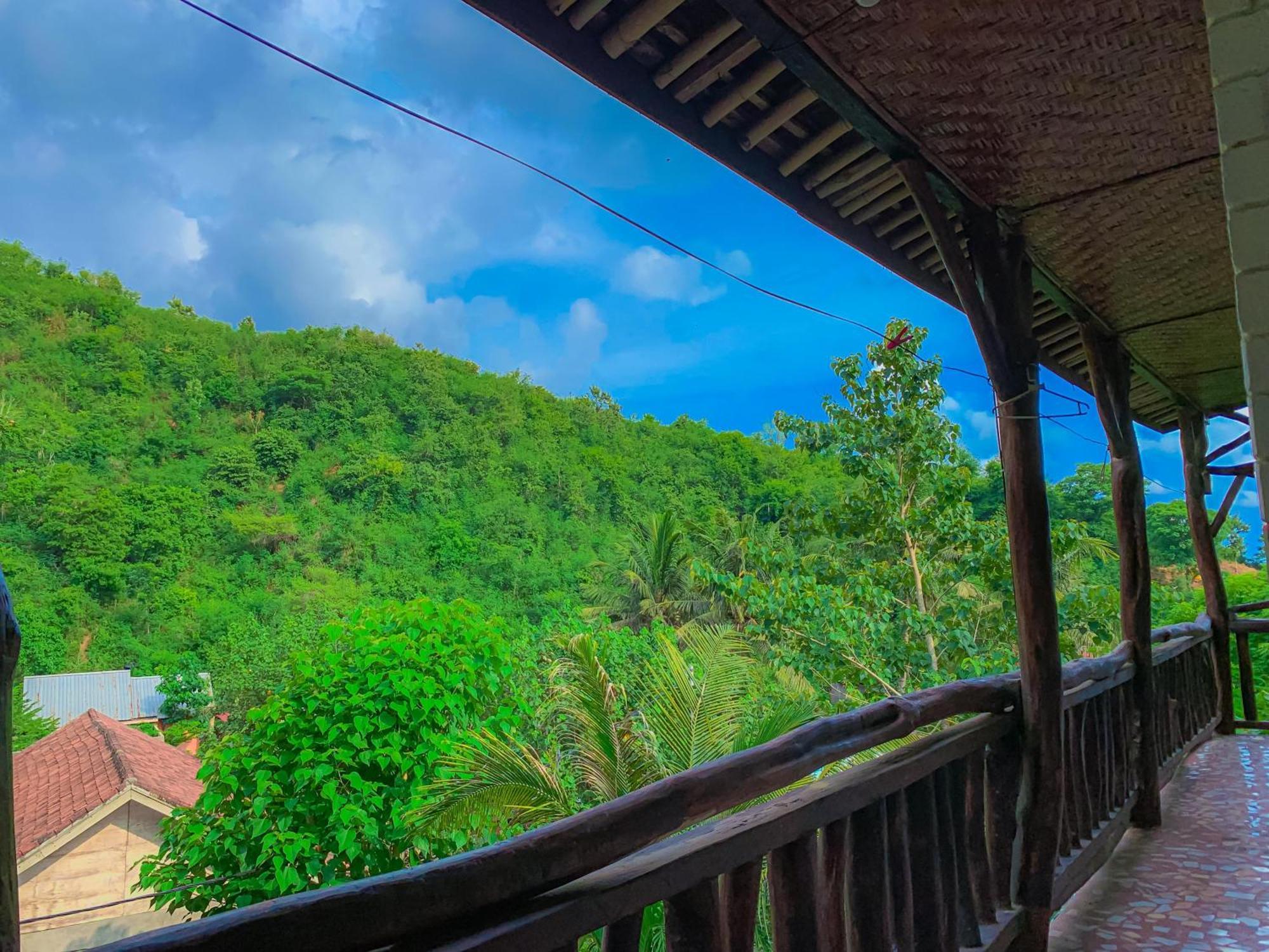 Anjani Homestay Kuta  Luaran gambar