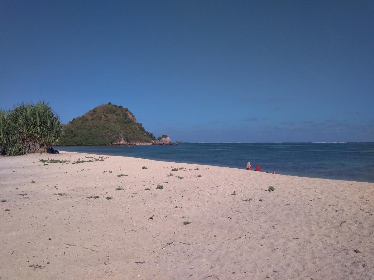 Anjani Homestay Kuta  Luaran gambar